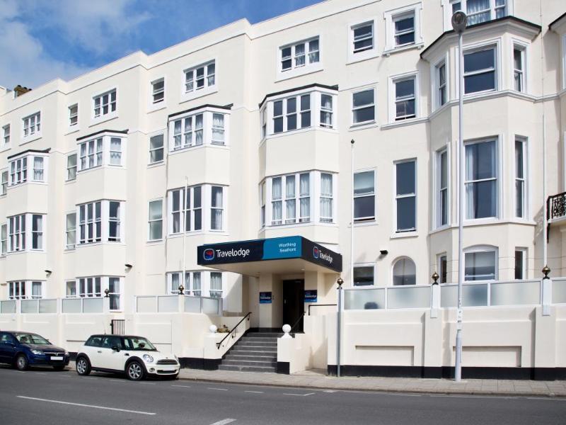 Travelodge Worthing Seafront Exterior photo
